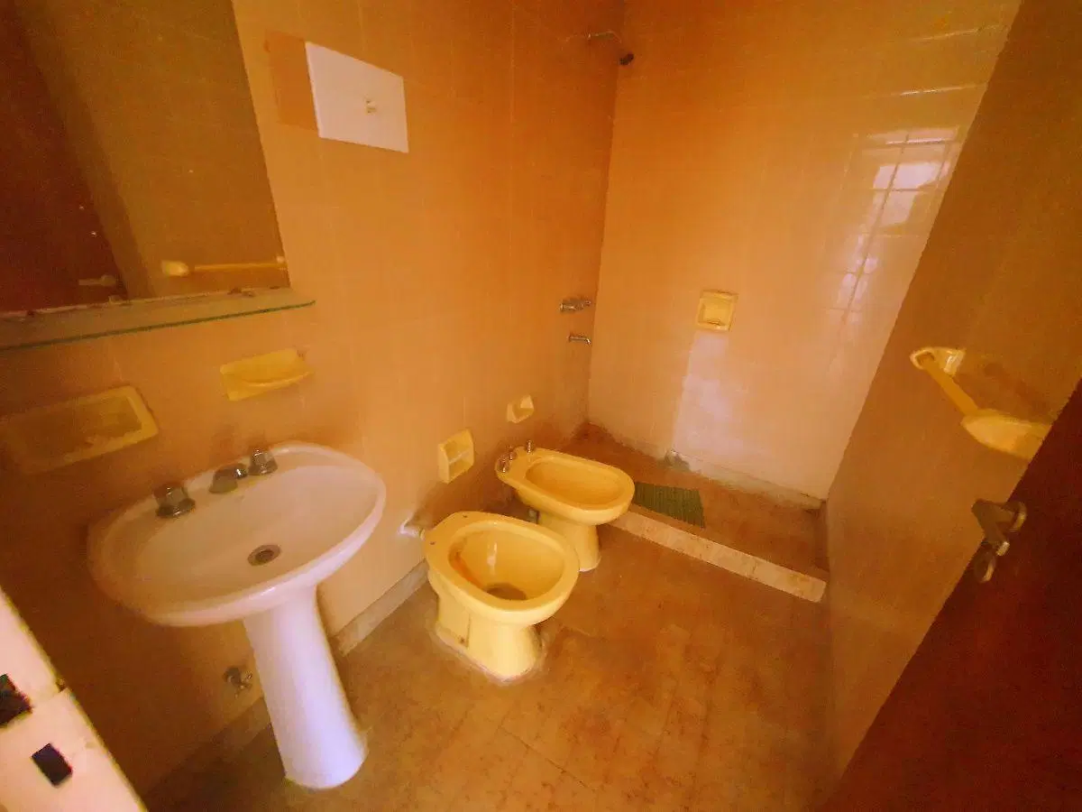 CENTRO ALQUILER- GALERÍA FLORENCIA- 1 DORMITORIO. AV. SAN MARTÍN 5