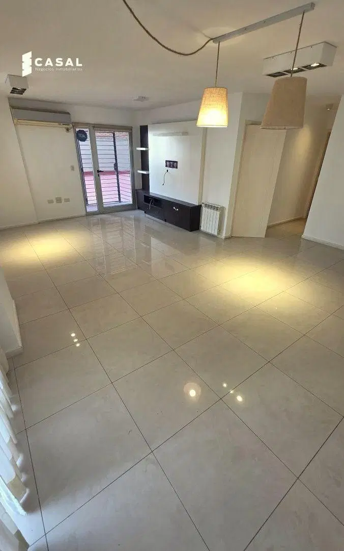 NUEVA CÓRDOBA- MAGNÍFICO SEMIPISO DE 330 M. TERRAZA PROPIA- 3 DORM 4