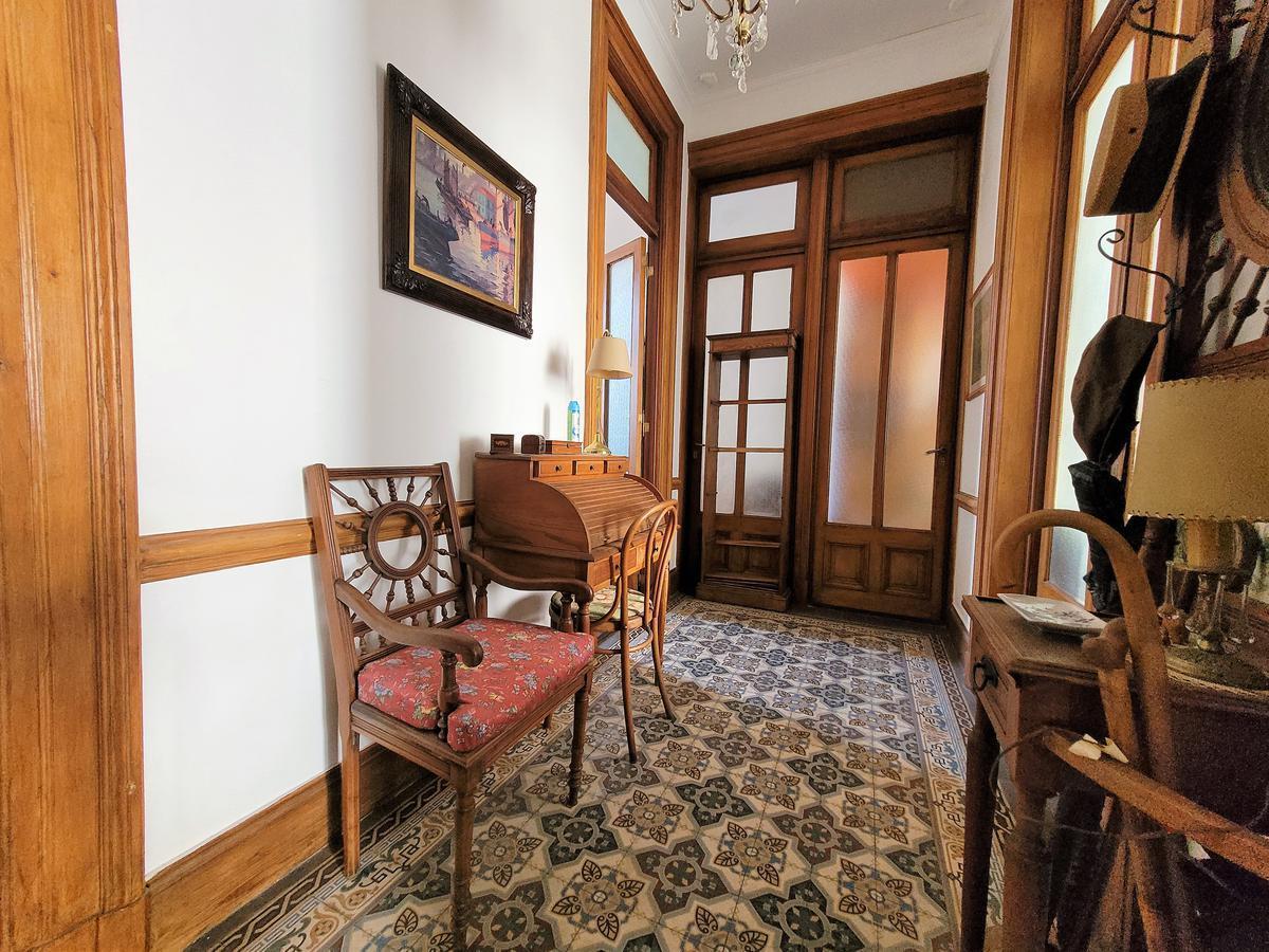 Rincon Al 100 - Depto 5 Amb. en Venta, Barrio de Congreso - Perfecto Estado! 3