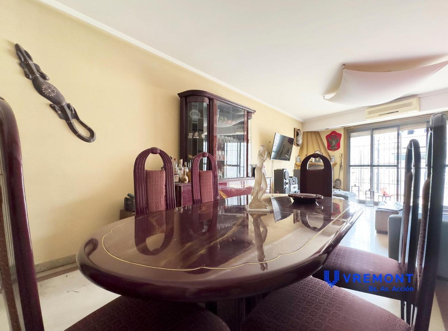 Neuquen al 500 - Depto 4 amb. + dependenia en Cabalito, hermoso balcon aterrazado