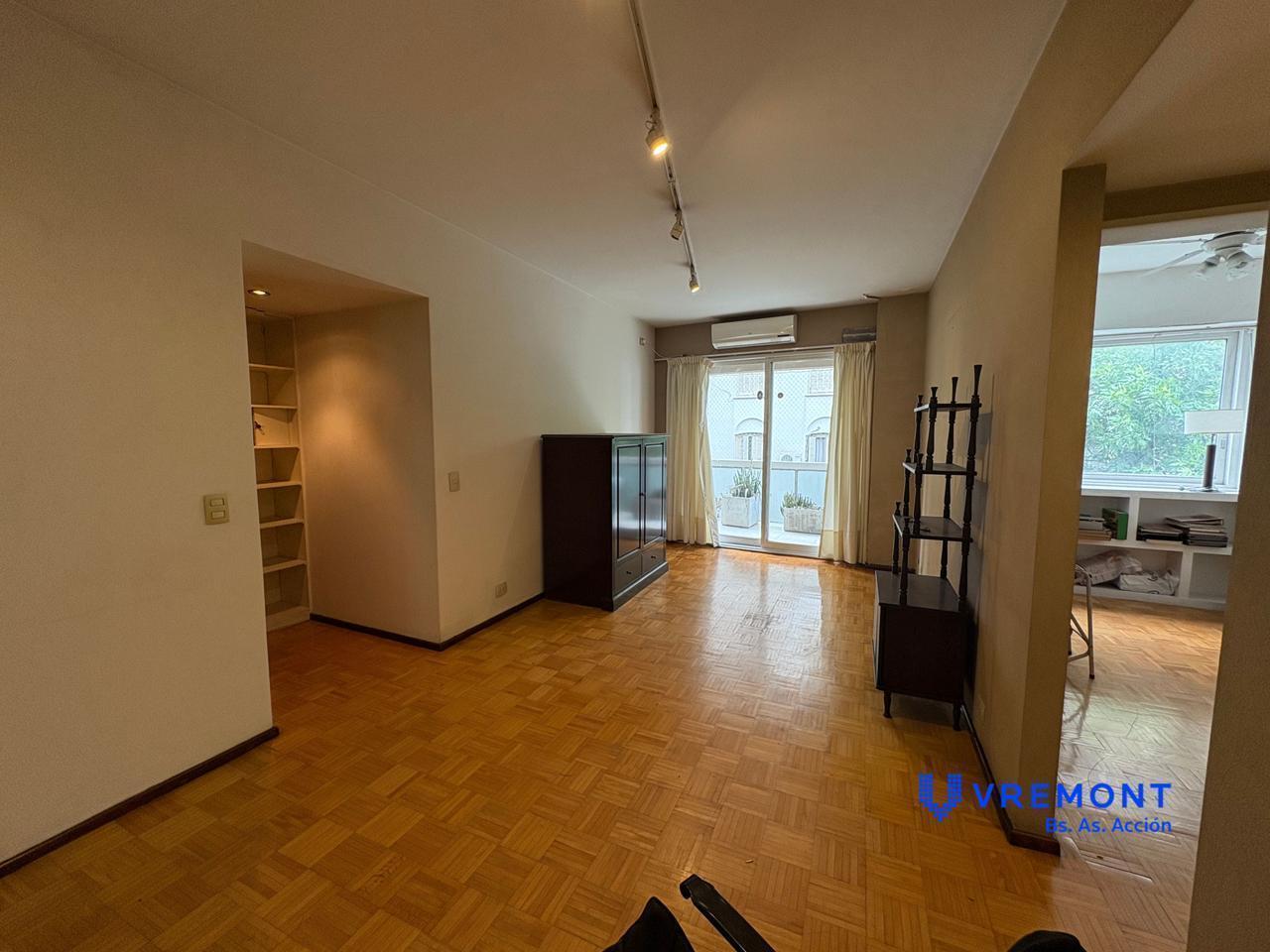 Venta de departamento 3 ambientes con balcón al frente en el barrio de Balvanera!