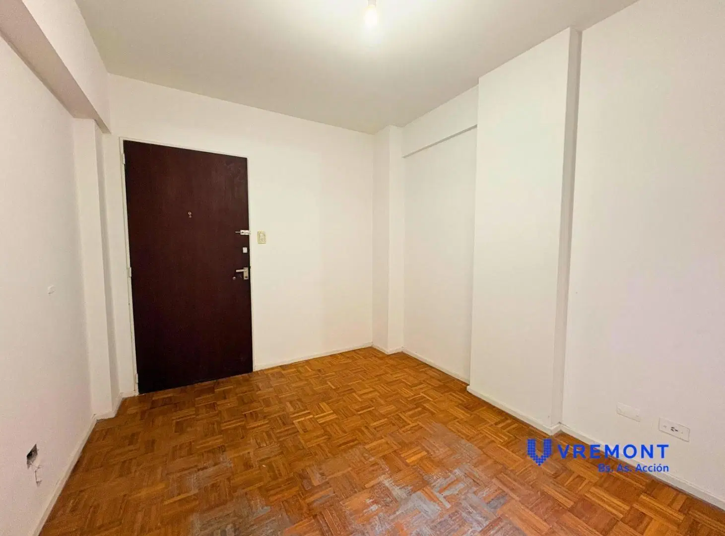 H.Yrigoyen al 3600. Depto 2 ambientes en venta en Boedo. A pocos metros de Av. Boedo. 1