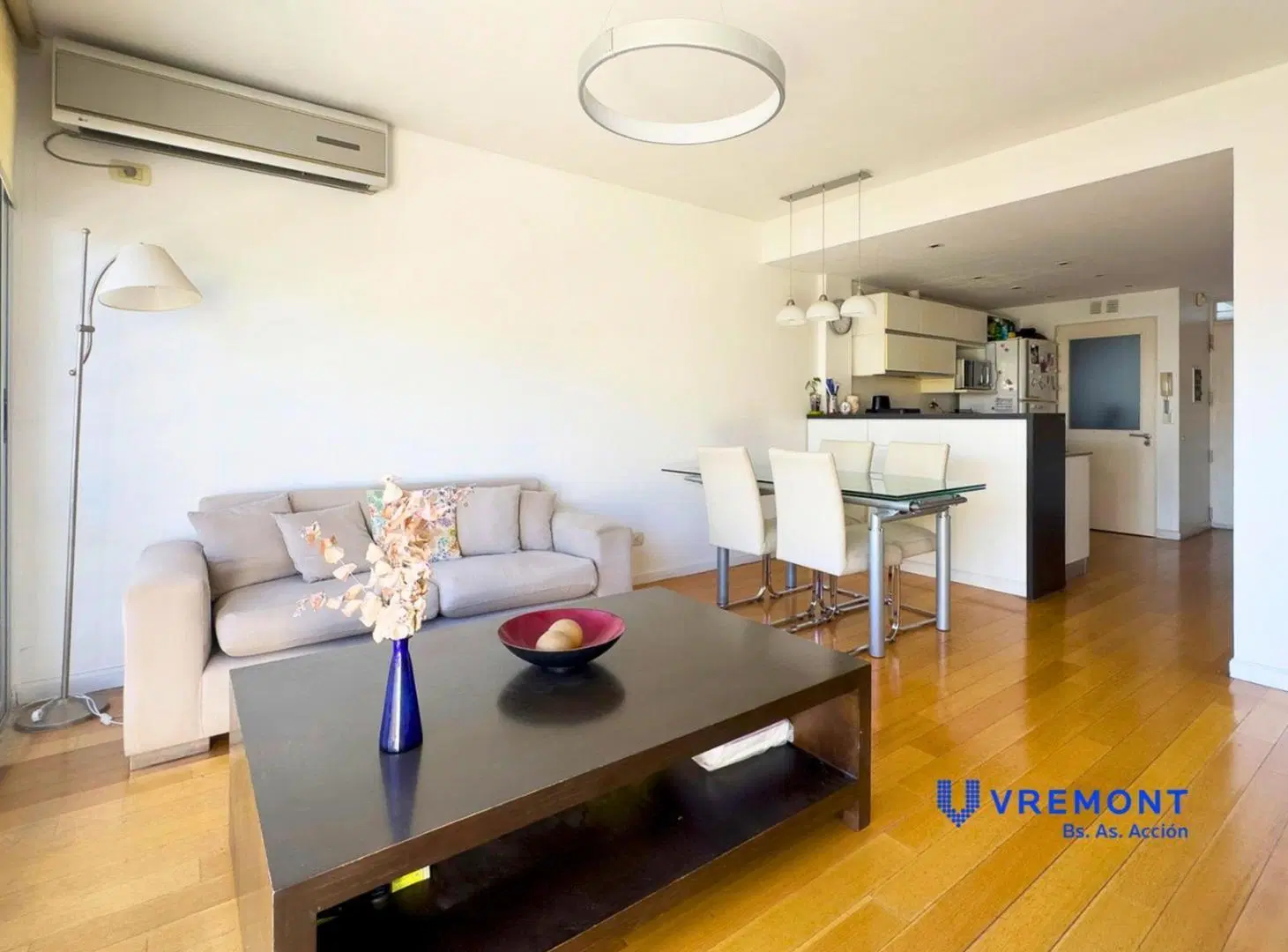Juana Azurduy al 2600 | Nuñez | Departamento 4 ambientes, balcon, cochera, pileta | Venta 8