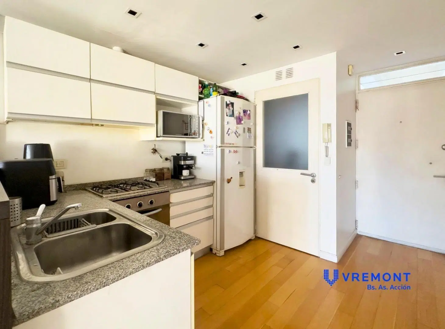 Venta de departamento 4 ambientes con balcón en el barrio de Núñez! 3