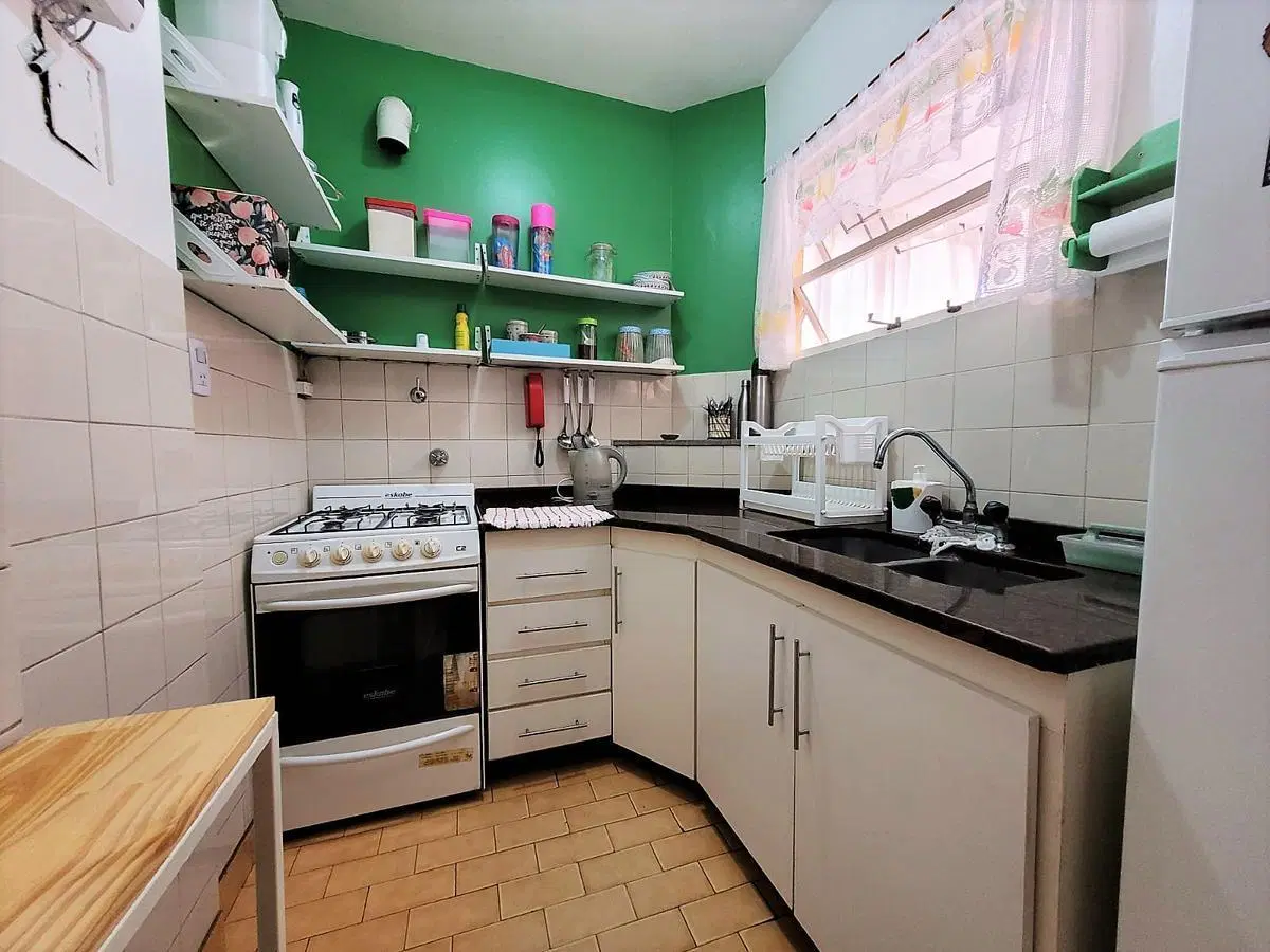 Av Belgrano 2400. Departamento 3 amb., en venta en Balvanera. Excelente estado! 5