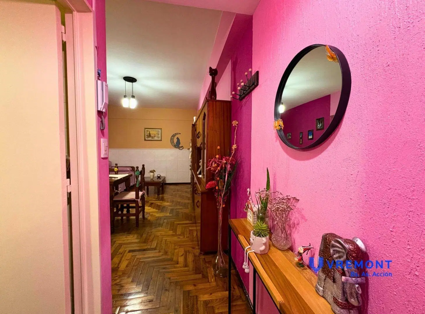 Venta de departamento 2 ambientes con patio en el barrio de Congreso, 1