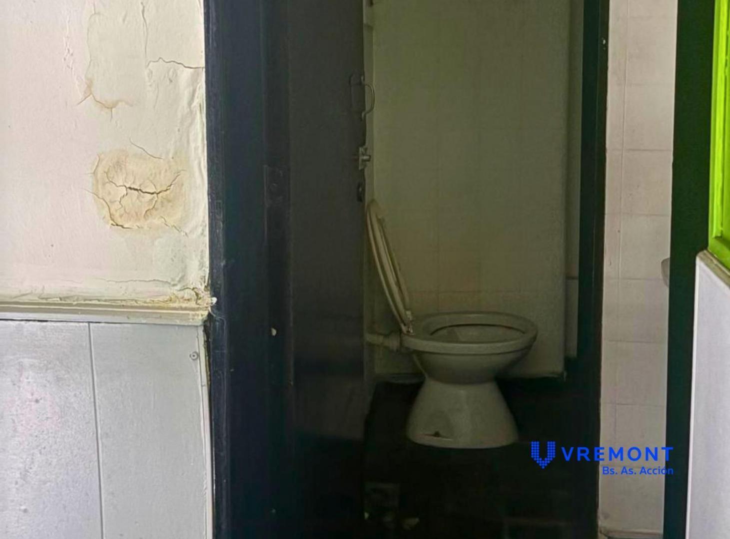 Foto de Esquina Hipolito Yrigoyen y San Jose | Venta de local en el barrio de, imagen 4