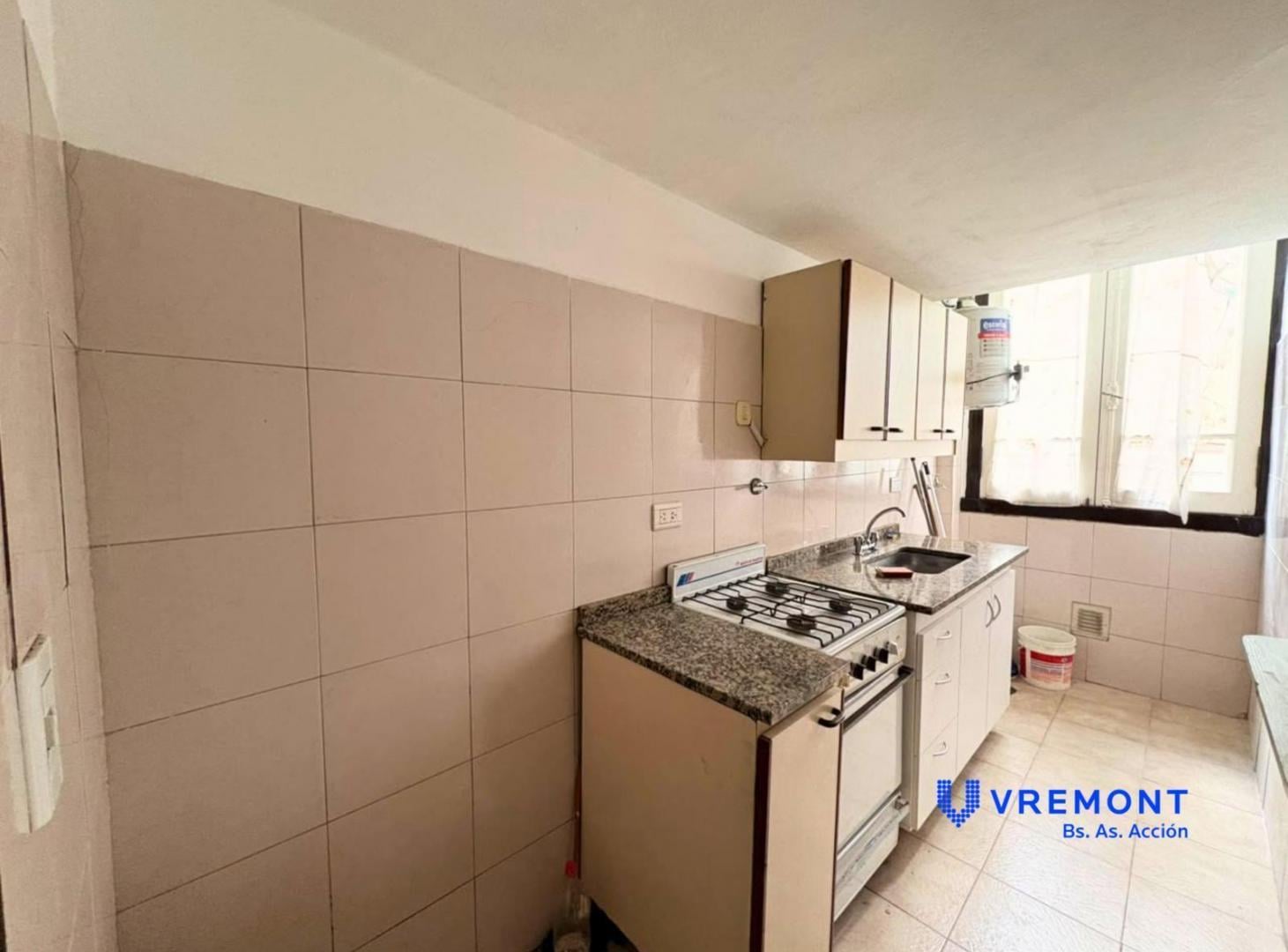 Foto de Moreno al 2200 | Alquiler de departamento 2 ambientes con balcón en, imagen 4