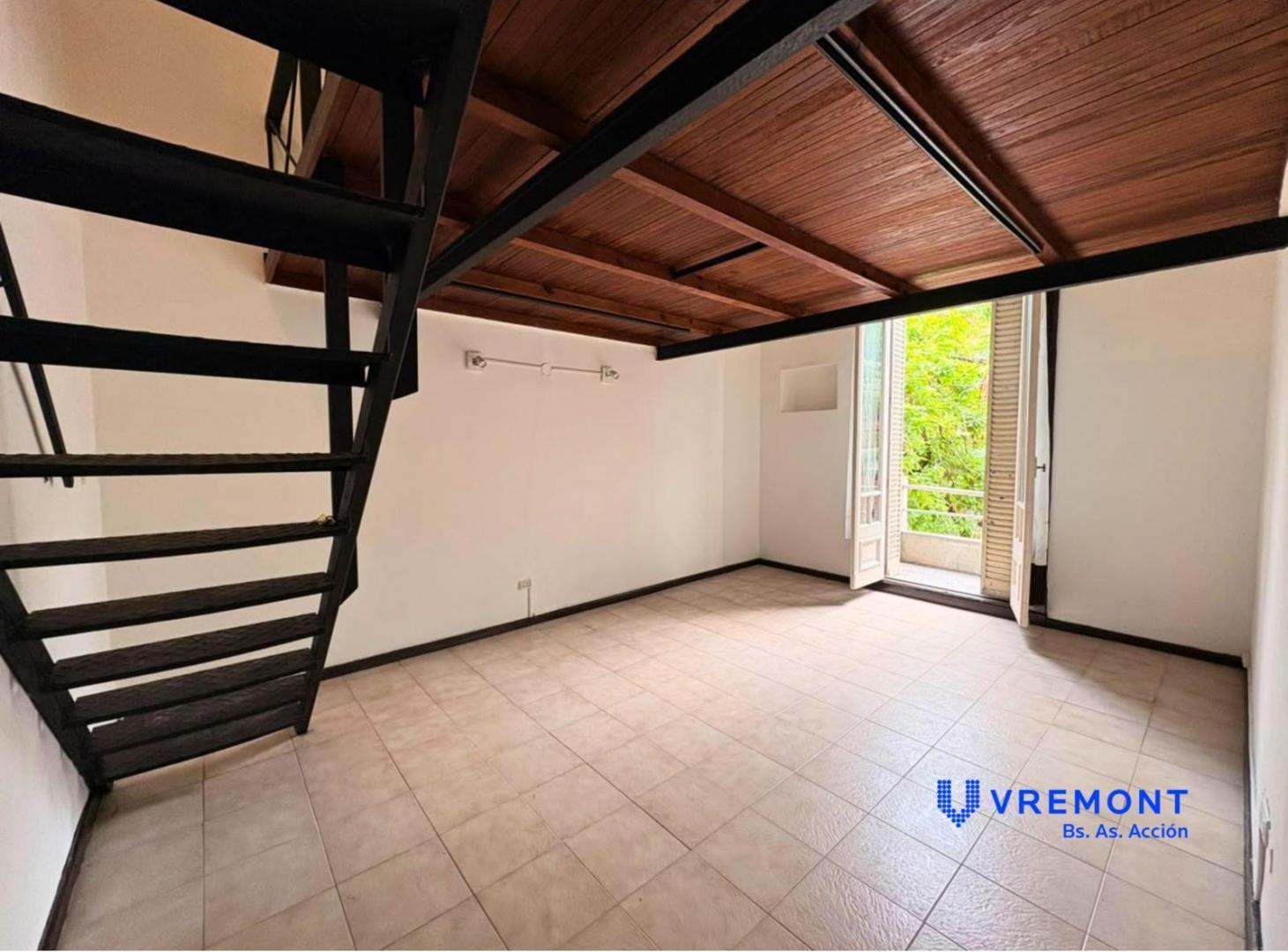 Foto de Moreno al 2200 | Alquiler de departamento 2 ambientes con balcón en, imagen 2