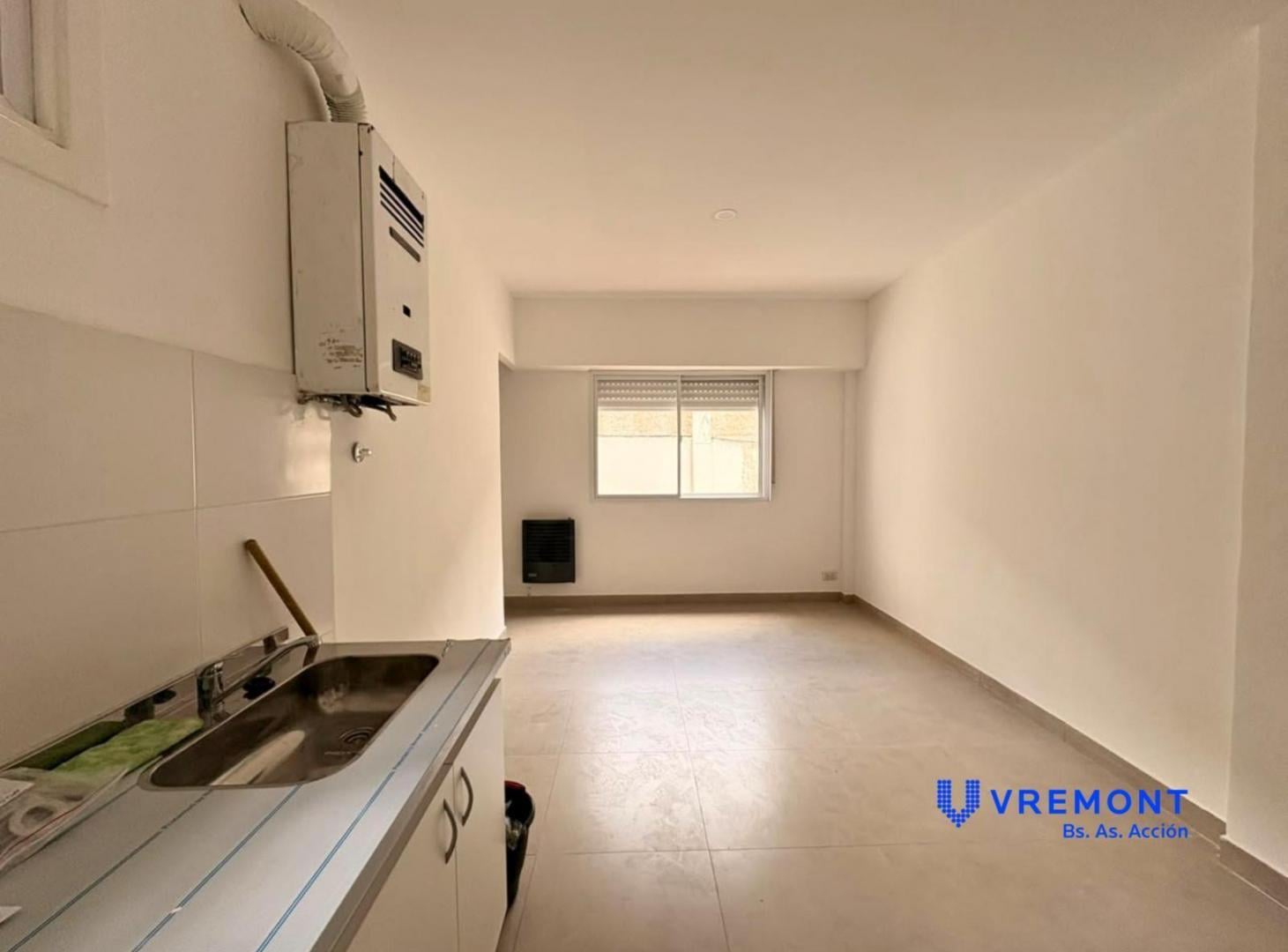 Foto de Bme.Mitre al 2200 - Depto 3 ambientes en alquiler, Barrio de Balvanera, imagen 1