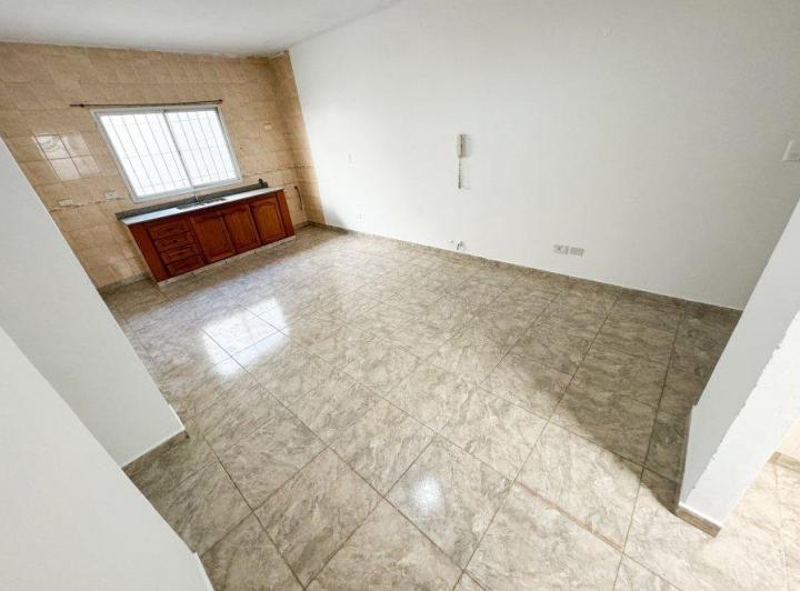 Departamento 3 Ambientes en Lanús Centro 2