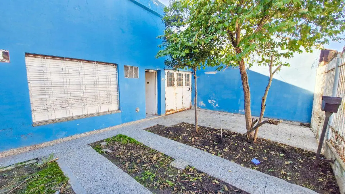 Cocheras Descubiertas al Frente en Lanús Este 4
