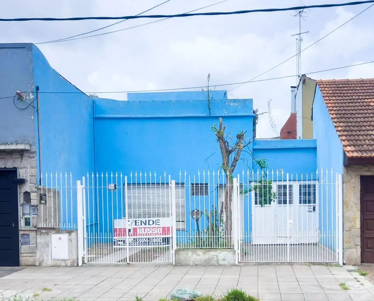Cocheras Descubiertas al Frente en Lanús Este 2