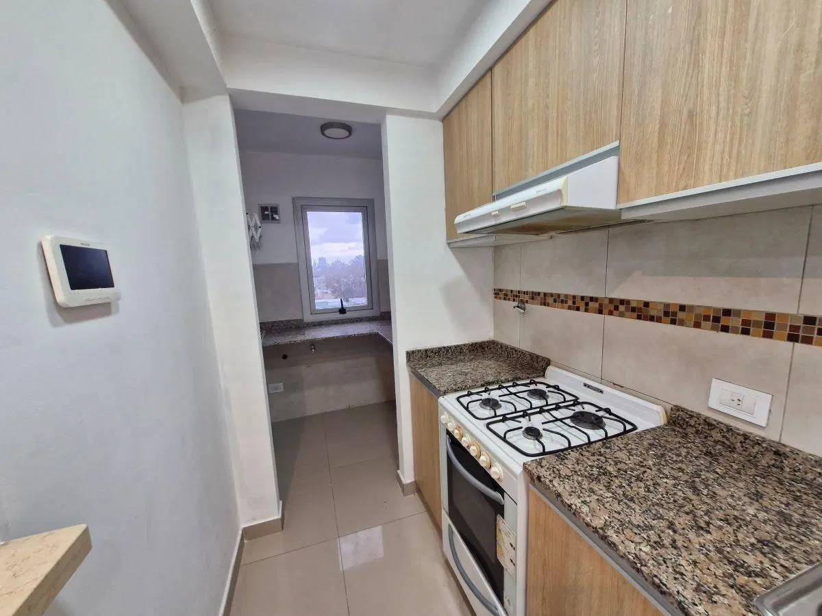 2 Ambientes de Categoría | Pileta, Gimnasio, SUM, Solarium | A pasos de Av. Yrigoyen 8