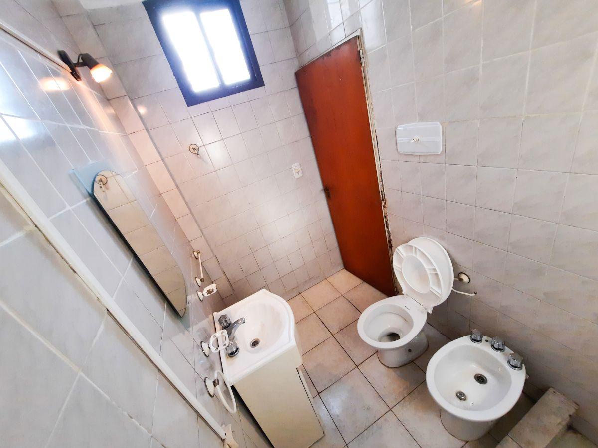 Foto de Dúplex 3 Ambientes con Patio a mts. de Estación Lanús, imagen 4