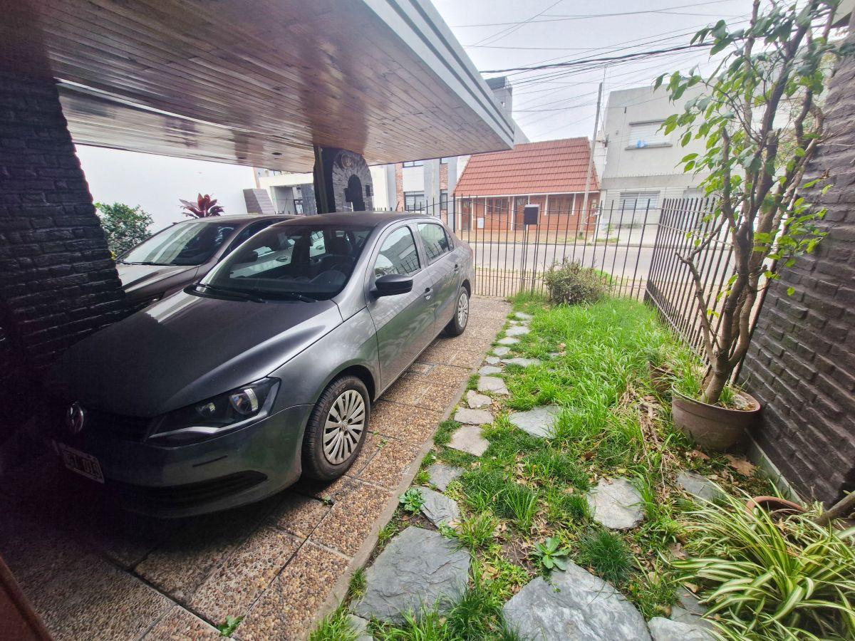 Foto de Dúplex 4 Ambientes con Cocheras en Venta | 3 Dormitorios | Patio, imagen 2