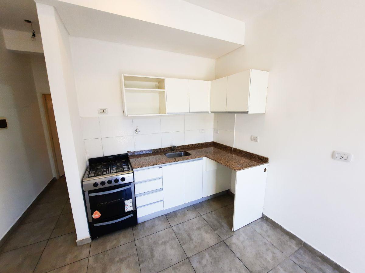 Foto de Departamento 2 Ambientes | Patio | Planta Baja | Lanús Centro, imagen 4
