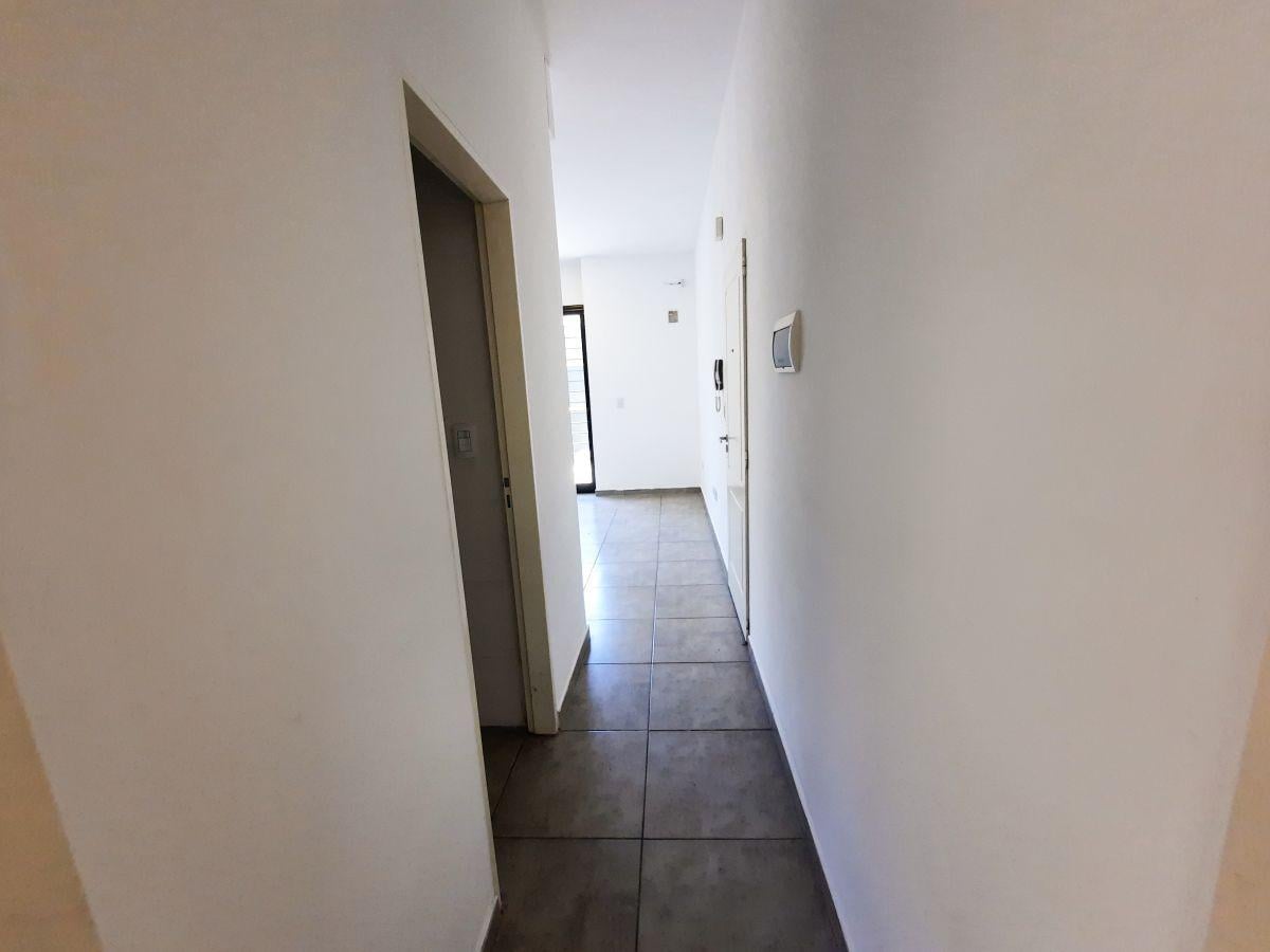 Foto de Departamento 2 Ambientes | Patio | Planta Baja | Lanús Centro, imagen 5