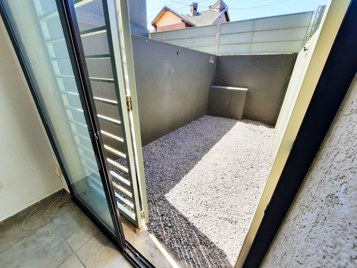 Foto de Departamento 2 Ambientes | Patio | Planta Baja | Lanús Centro, imagen 1