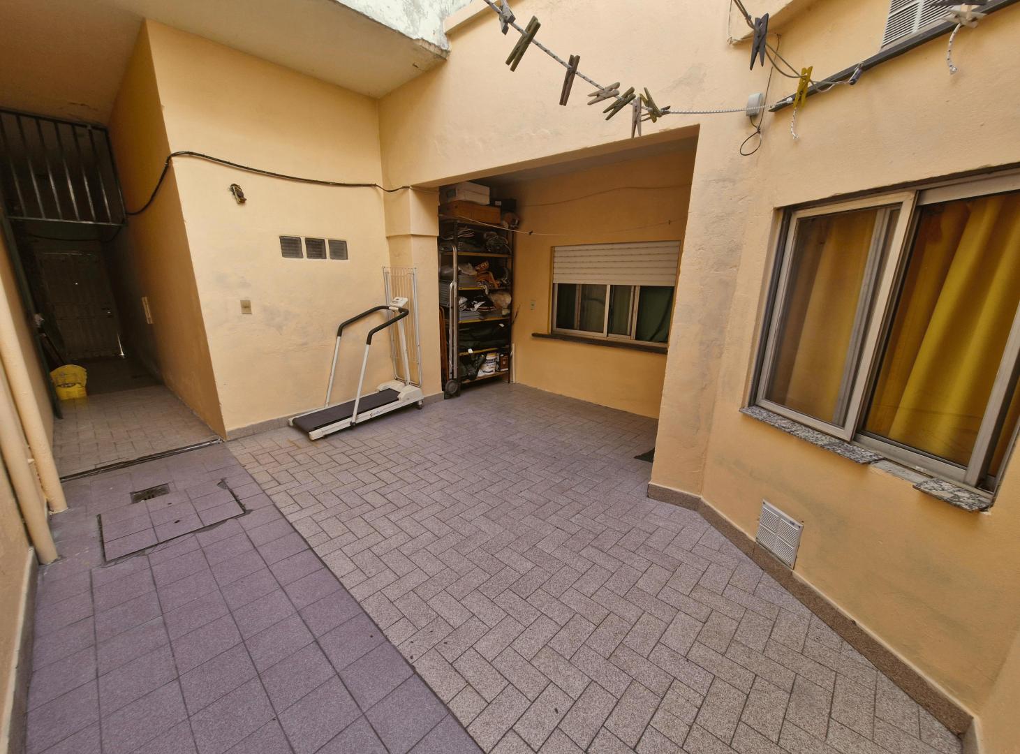 Foto de PH en Planta Baja 3 Ambientes con Patio en Lanús Oeste, imagen 2
