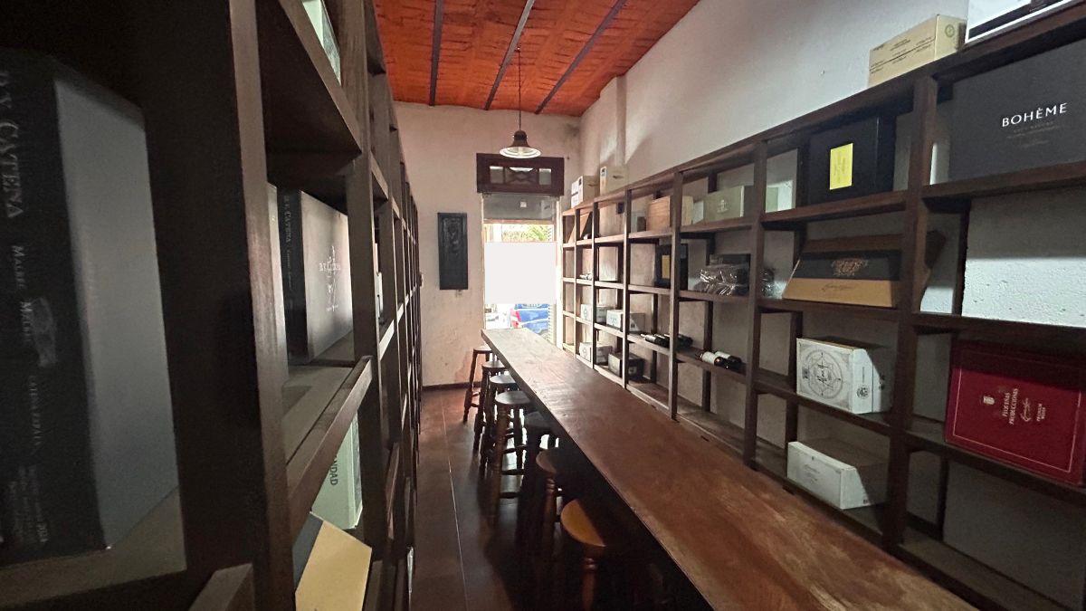 Foto de NUEVA CORDOBA - Alquiler Local Independencia y Laprida a Mts del, imagen 4