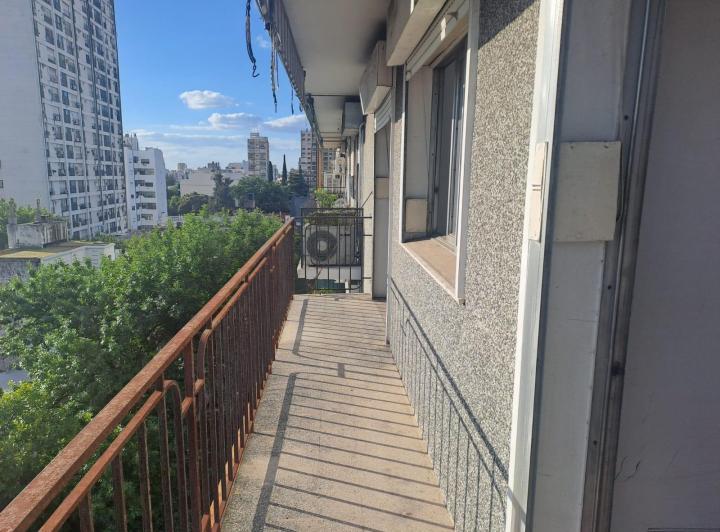DEPARTAMENTO DE 4 AMB CON DEPENDENCIA A LA VENTA EN FLORESTA 4