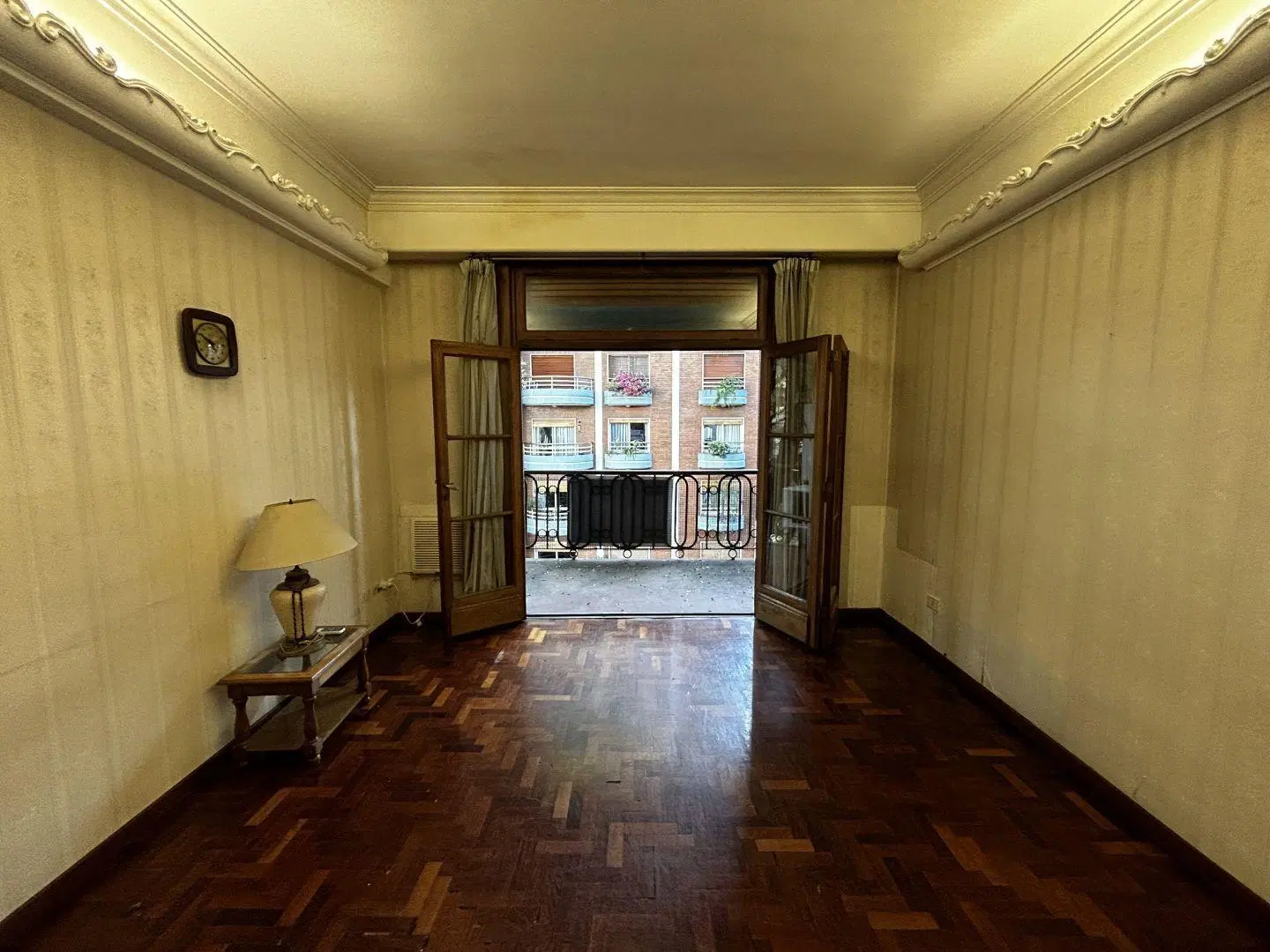 VENTA DEPARTAMENTO 3 AMB CON DEPENDENCIA Y BALCON EN CABALLITO 4