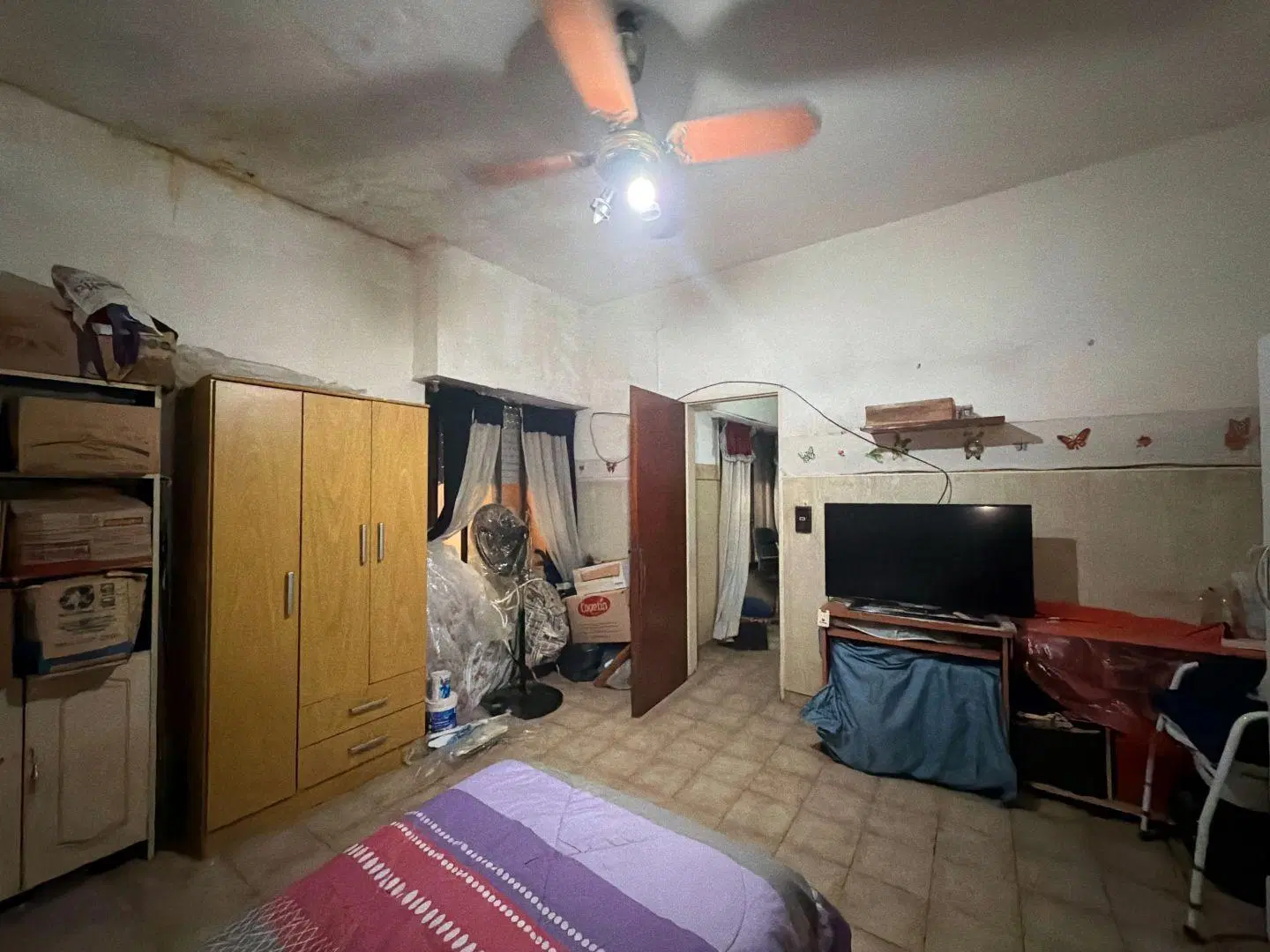 Venta PH 4 Ambientes a refaccionar en Mataderos - Con patio y Buena ubicación 2