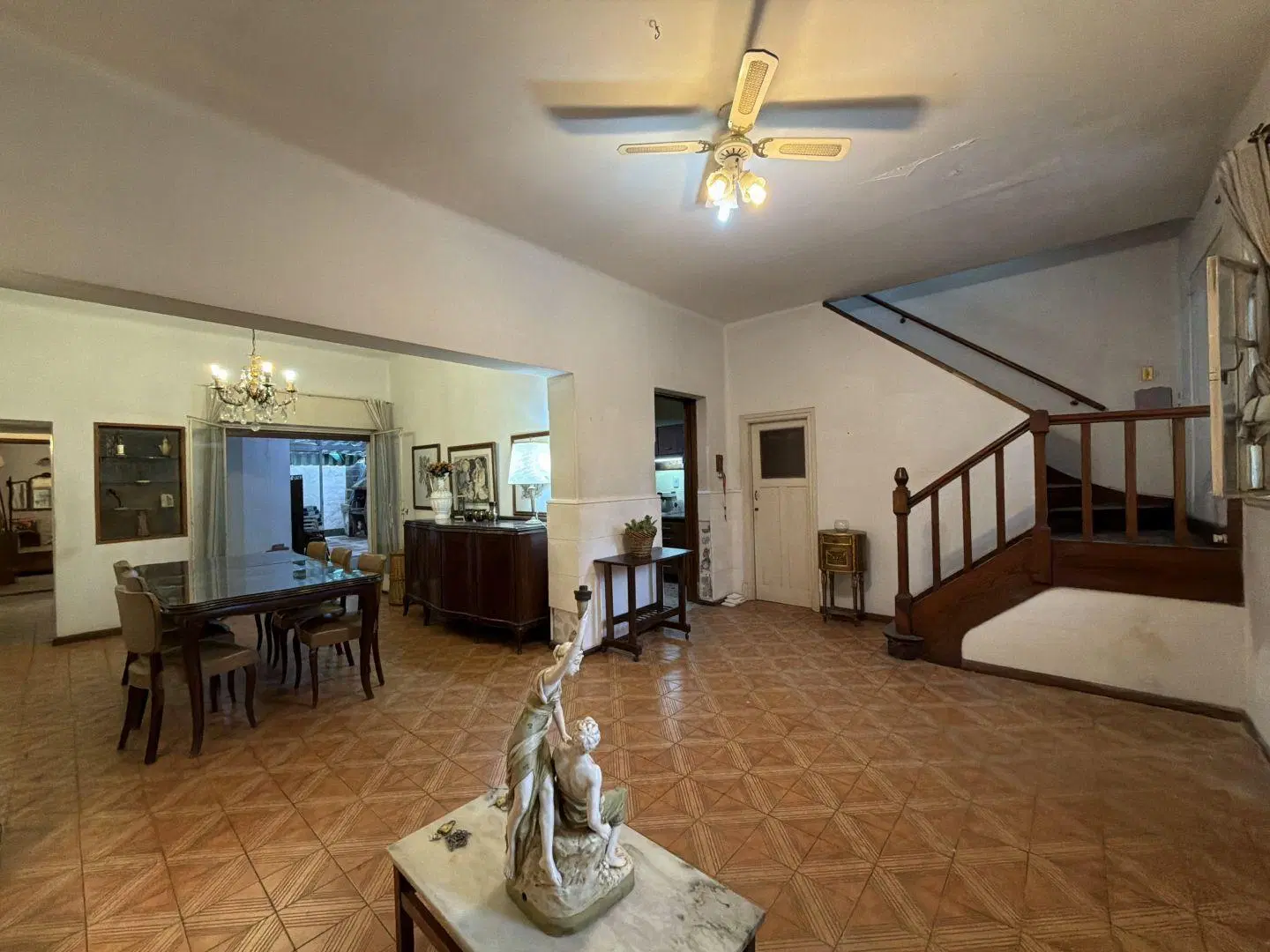 Casa 6 Ambientes con Cochera, Patio, Parrilla y Terrazas - Parque Avellaneda 3