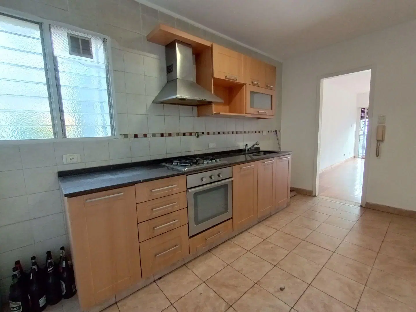 ALQUILER 3 AMB CON DEPENDENCIA Y COCHERA EN VILLA URQUIZA 5