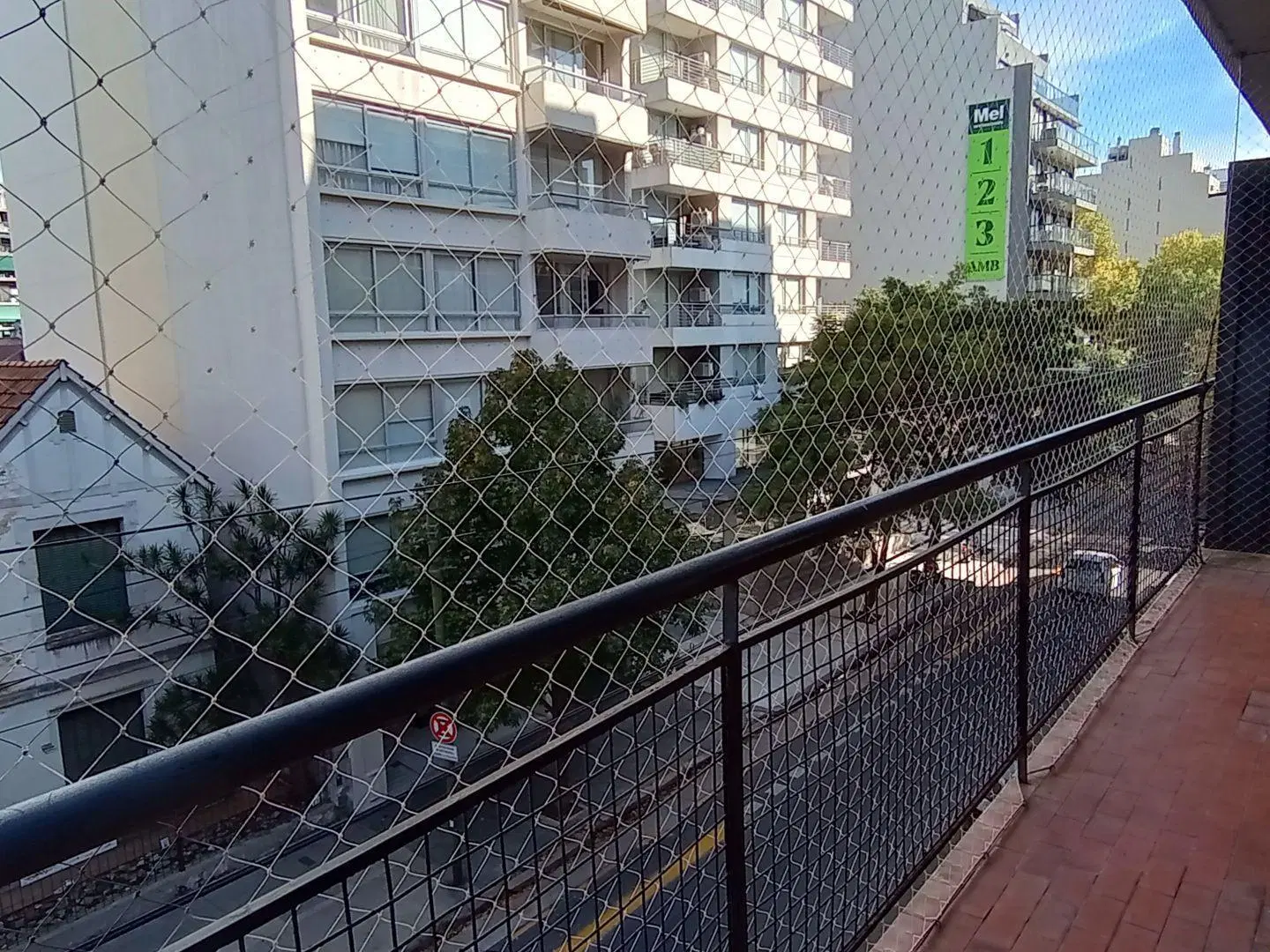 ALQUILER 3 AMB CON DEPENDENCIA Y COCHERA EN VILLA URQUIZA 1