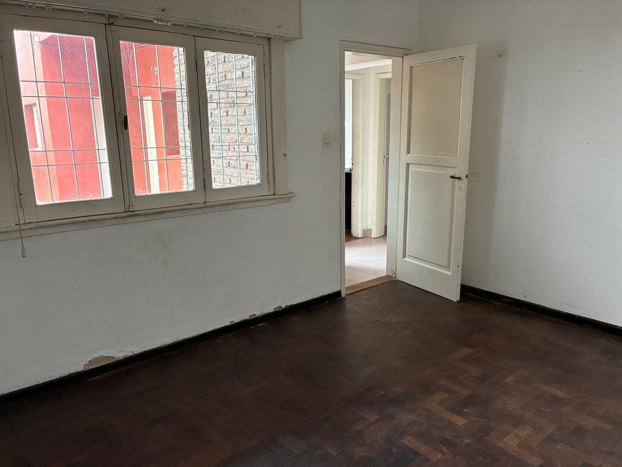 Foto de Venta Casa 3 amb. con Local, Garage y Terraza - Carapachay, imagen 5