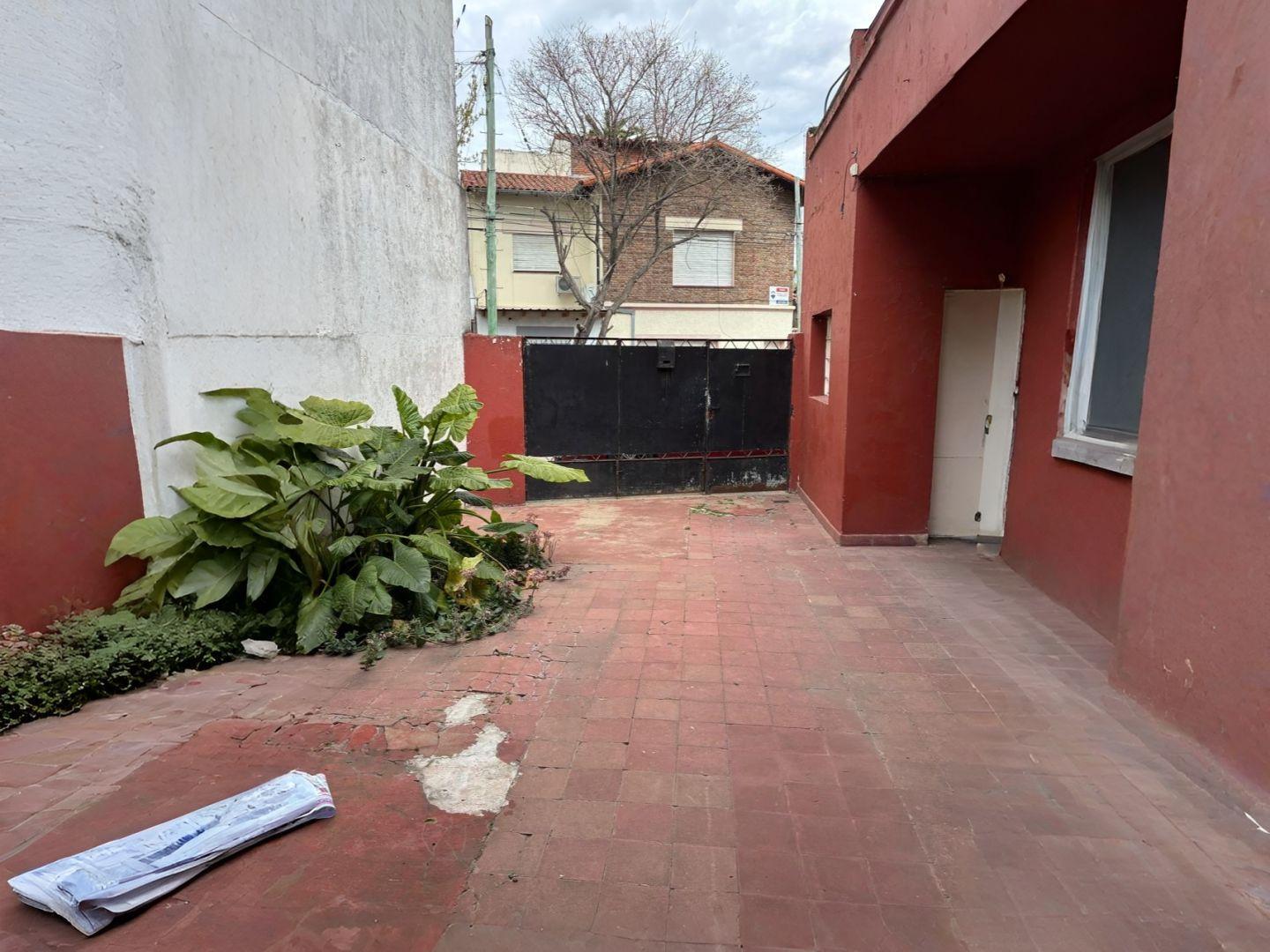 Foto de Venta Casa 3 amb. con Local, Garage y Terraza - Carapachay, imagen 4