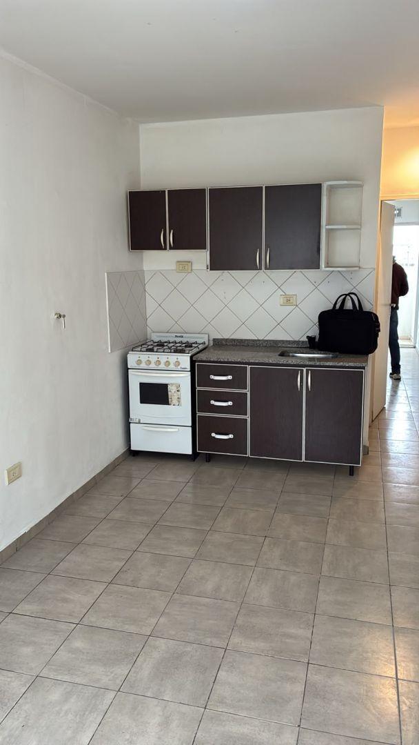 Foto de Venta Depto 2 Amb. en Ramos Mejía con Balcón, imagen 2
