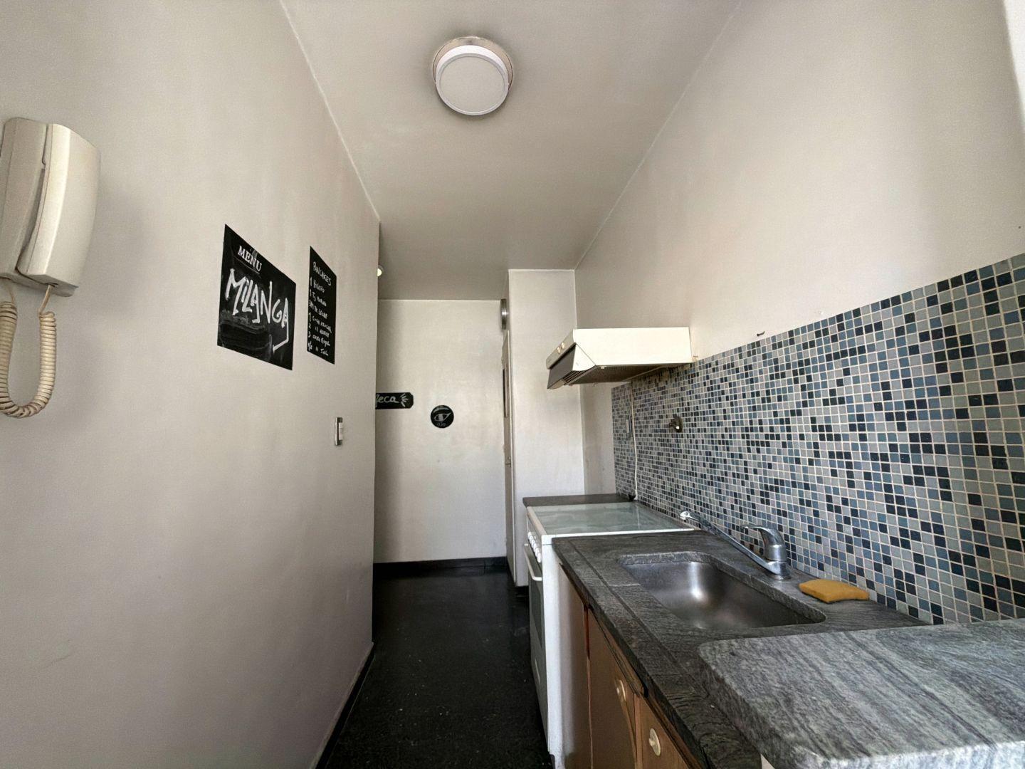 Foto de Venta 3 Amb. en Balvanera  Frente al Abasto y con balcón, imagen 5