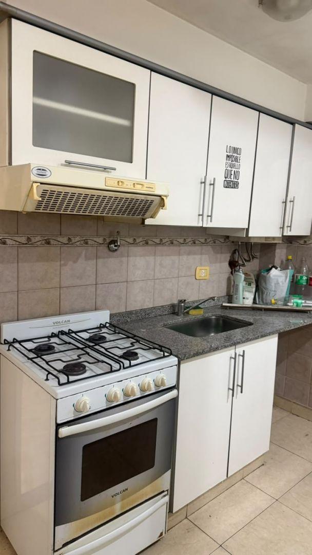 Foto de Alquiler 2 Ambientes con Balcón en Barrio Naón - 54 m² Luminoso, imagen 3