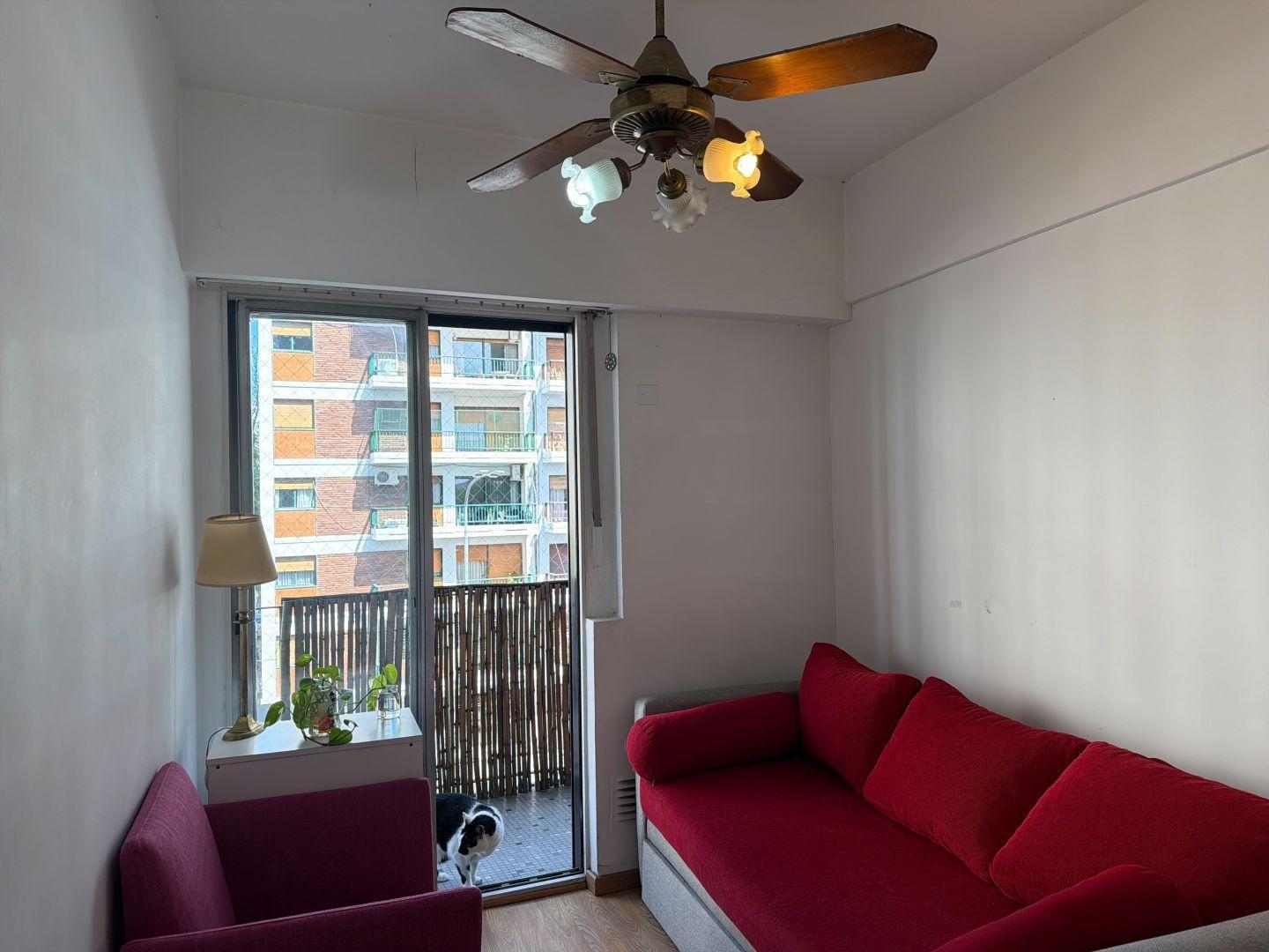 Foto de Venta Depto 3 Amb. con Dependencia y Balcón al Frente - APTO CRÉDITO /, imagen 1