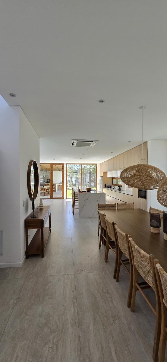 Casa en Barrio Costa Esmeralda 2