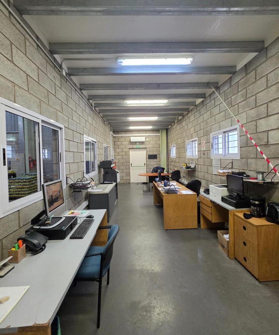 Foto de Nave Industrial en Paso Del Rey, imagen 4