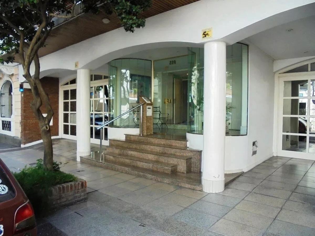 Venta Departamento 4 Amb con 2 Cocheras 4