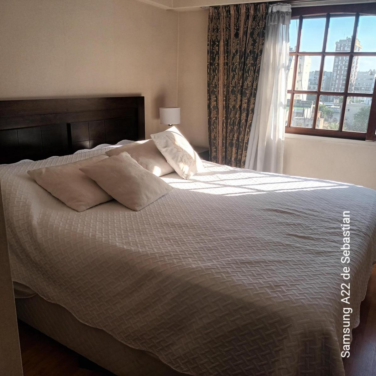 Venta Departamento 4 Amb con 2 Cocheras 3