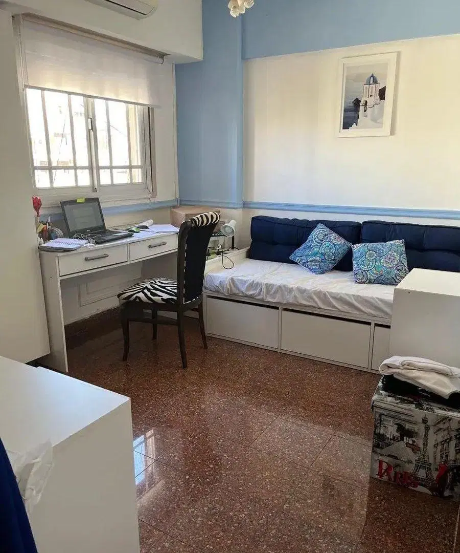 Vendo departamento 4 ambientes con cochera 4
