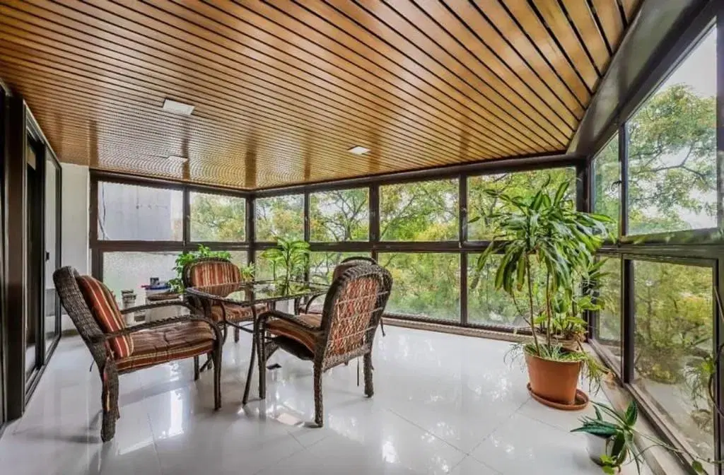 VENDO DEPARTAMENTO 4 AMBIENTES CON COCHERA EN LAS CAÑITAS 3
