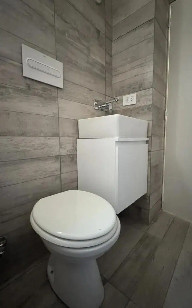 VENDO DEPARTAMENTO 2 AMBIENTES TOTALMENTE RECICLADO 2