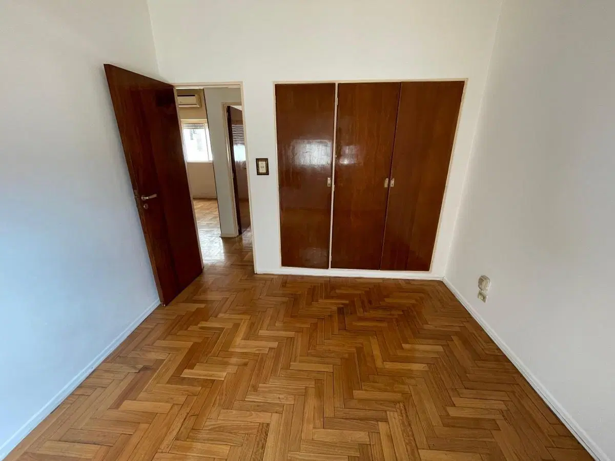 VENDO DEPARTAMENTO 3 AMBIENTES CON COCHERA 3