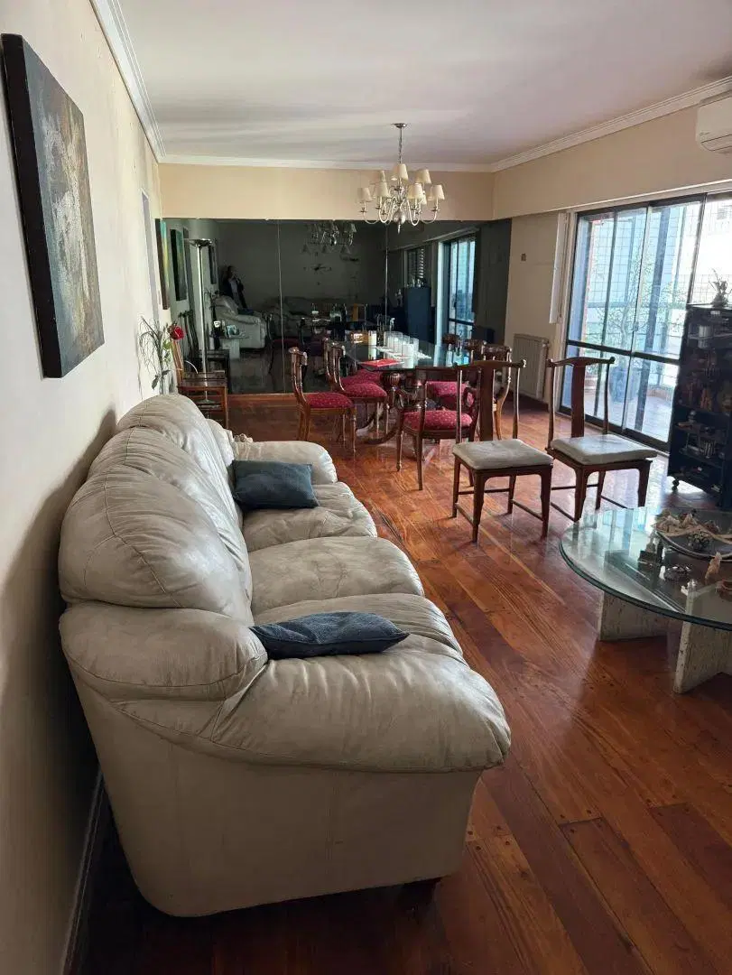 VENDO DEPARTAMENTO 4 AMBIENTES CON COCHERA 8