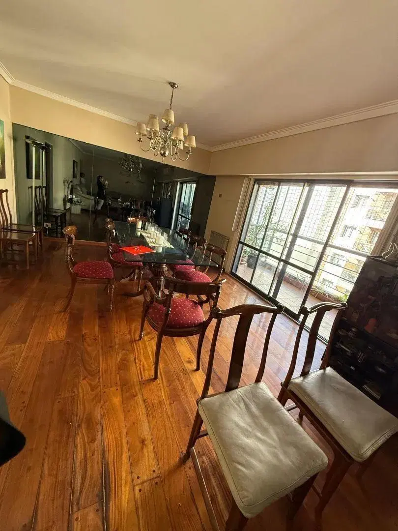 VENDO DEPARTAMENTO 4 AMBIENTES CON COCHERA 4