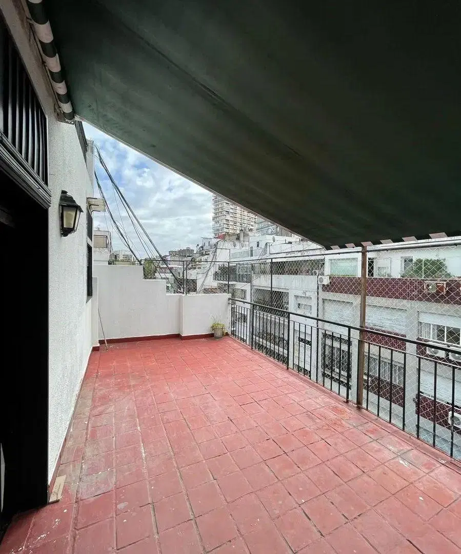 VENDO DEPARTAMENTO 2 AMBIENTES CON BALCON TERRAZA 2
