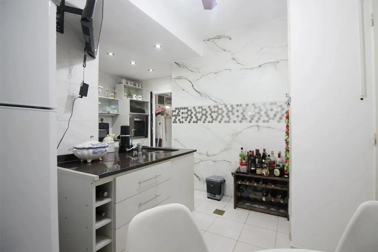 VENDO DEPARTAMENTO 3 AMBIENTES CON PATIO 2
