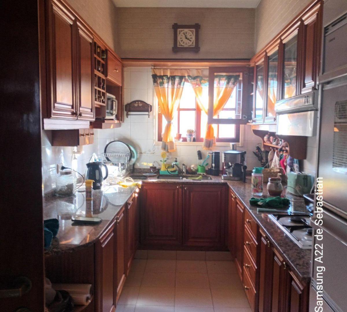 Foto de VENDO PISO 4 AMBIENTES CON DOS COCHERAS, imagen 4